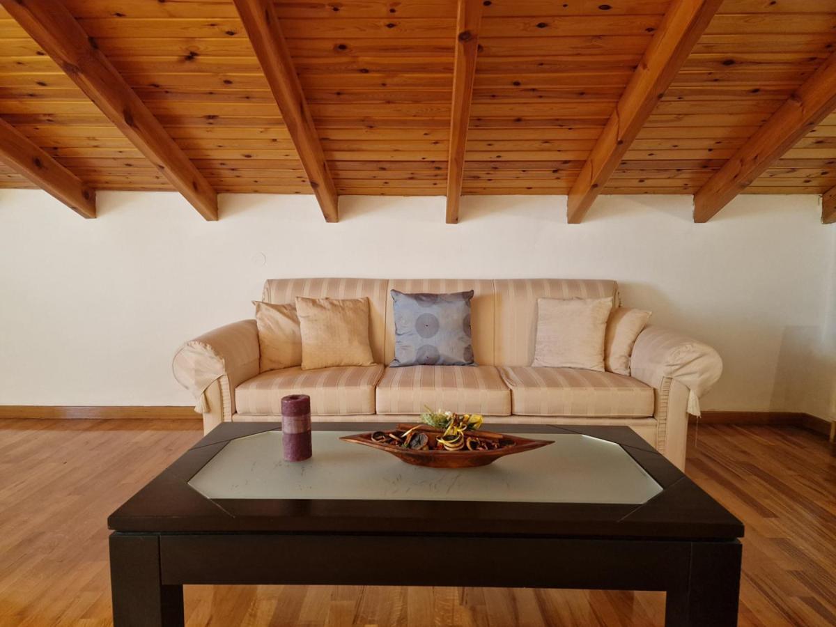 Villa Liana : Luxury Villa With Fantastic Sea View, Near Airport Porto Rafti Exterior photo